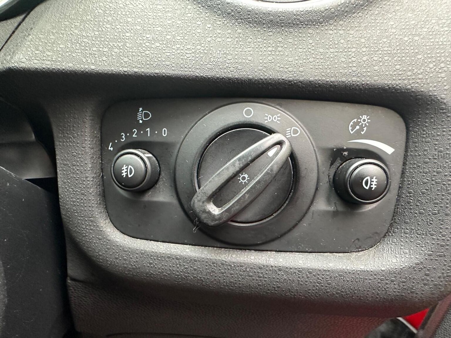 Used Ford Fiesta 2015 for sale - 76853516: Photo 25