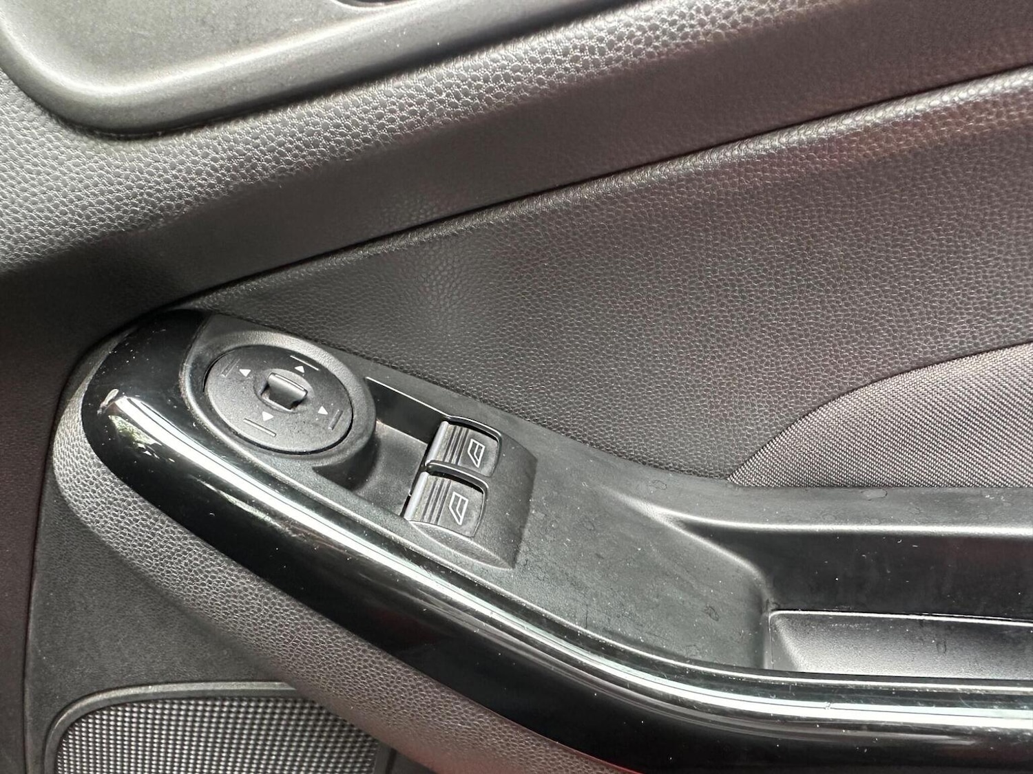 Used Ford Fiesta 2015 for sale - 76853516: Photo 27