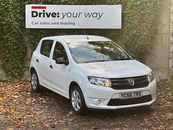 Used Dacia Sandero 2016 for sale - 76482854: Photo