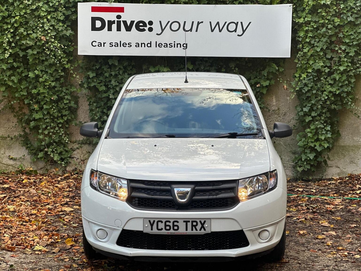 Used Dacia Sandero 2016 for sale - 76482854: Photo 2