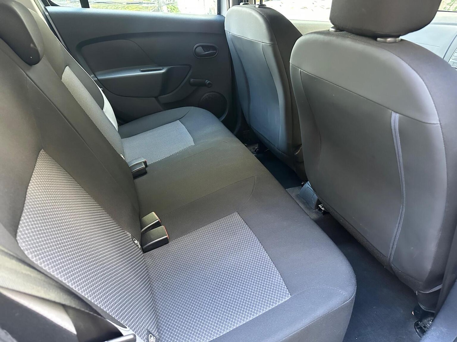 Used Dacia Sandero 2016 for sale - 76482854: Photo 29