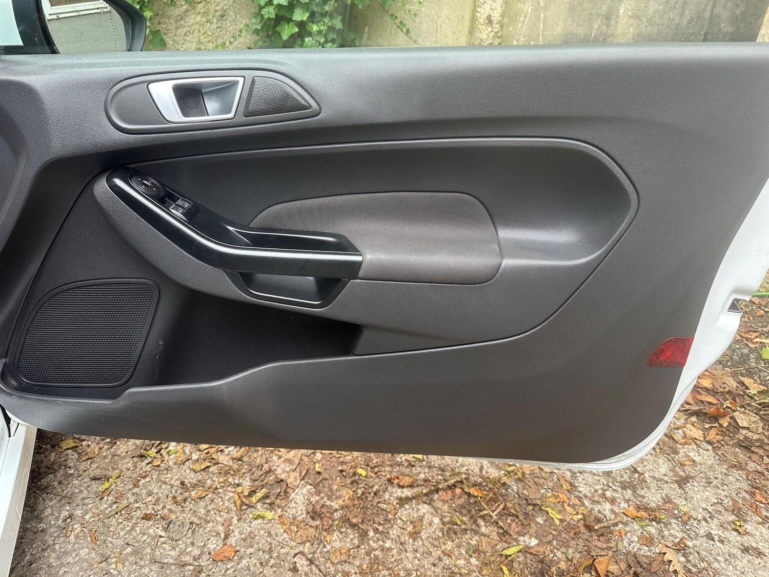 Used Ford Fiesta 2016 for sale - 76482875: Photo 12