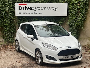 Used Ford Fiesta 2016 for sale - 76482875: Photo