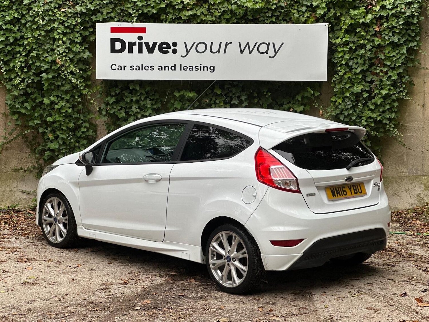 Used Ford Fiesta 2016 for sale - 76482875: Photo 6