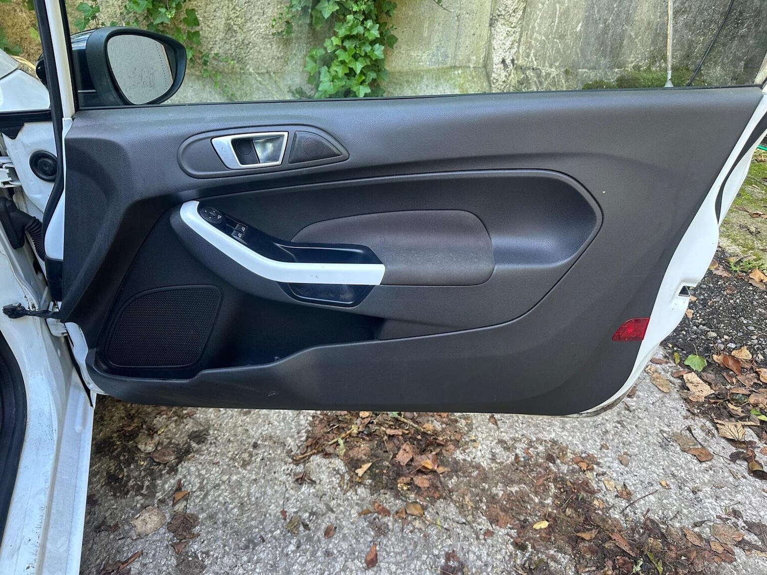 Used Ford Fiesta 2016 for sale - 76483081: Photo 14