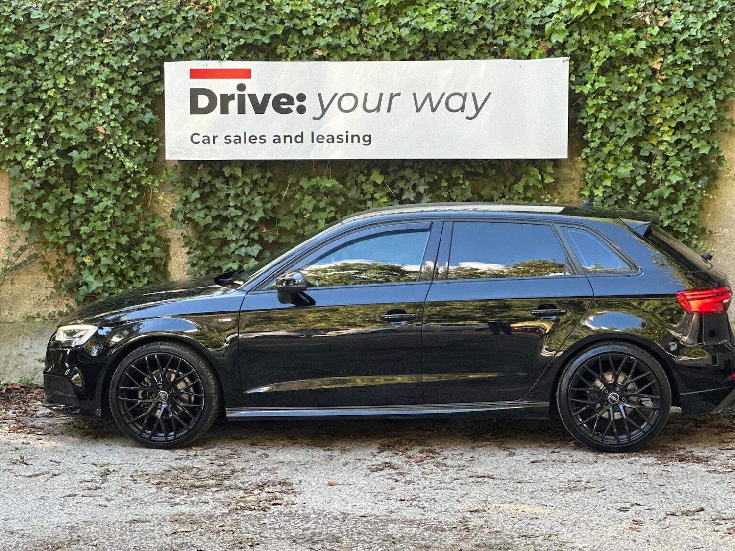 Used Audi A3 2017 for sale - 76482893: Photo 4