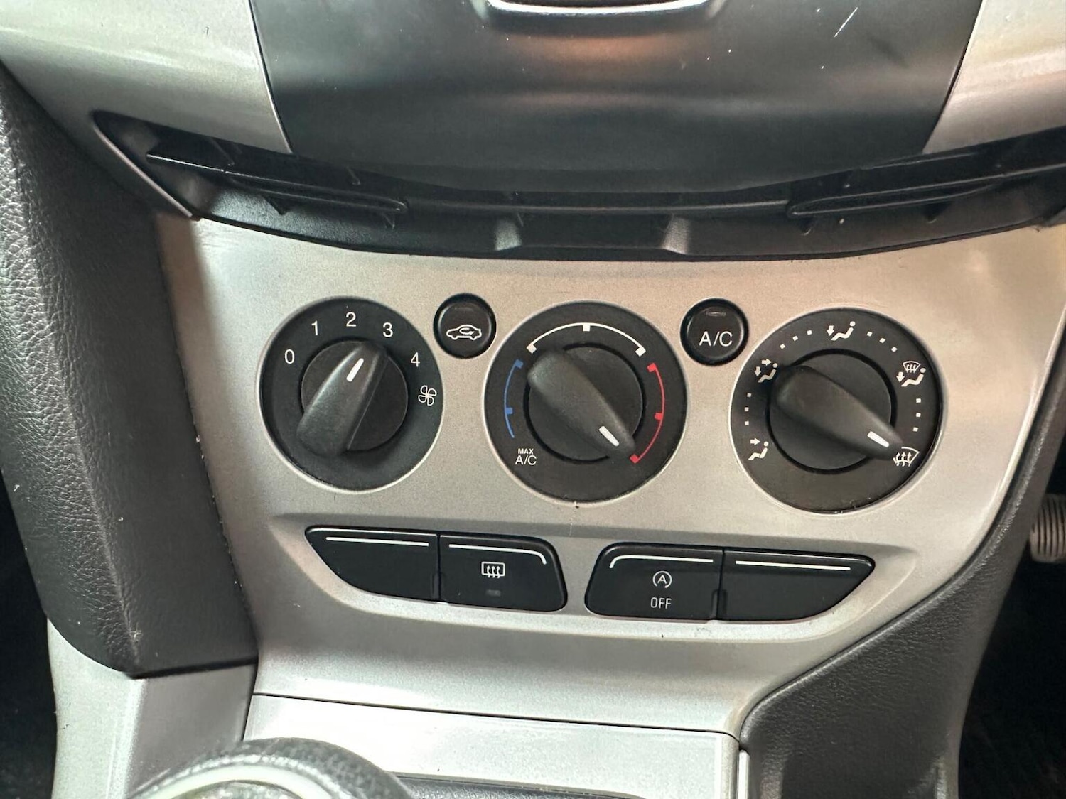 Used Ford Focus 2013 for sale - 76483059: Photo 19