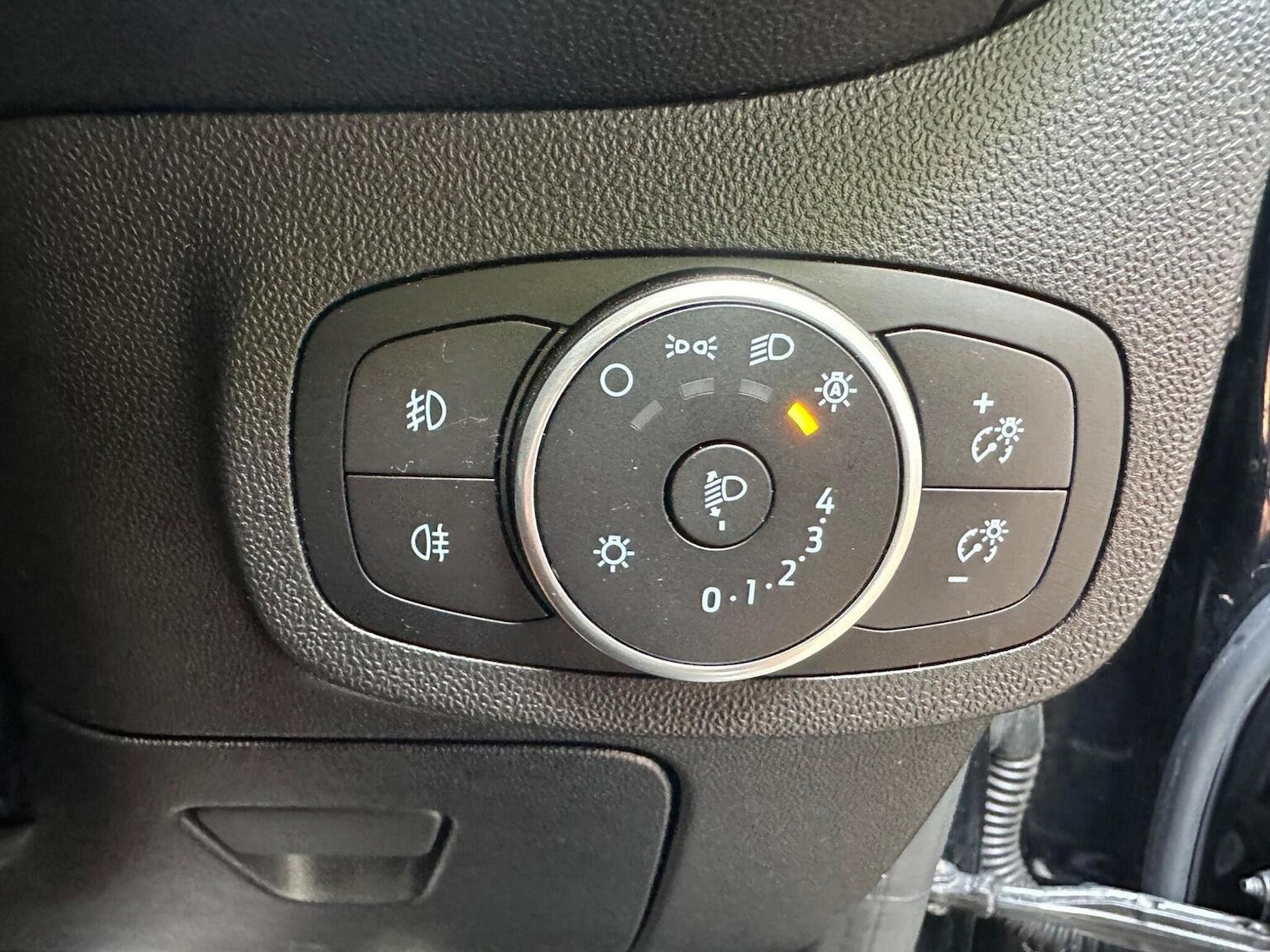 Used Ford Fiesta 2018 for sale - 76482866: Photo 28