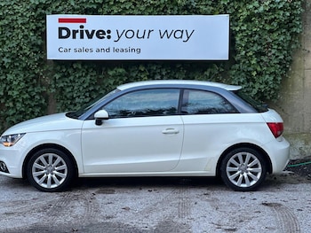 Used Audi A1 2011 for sale - 77289100: Photo