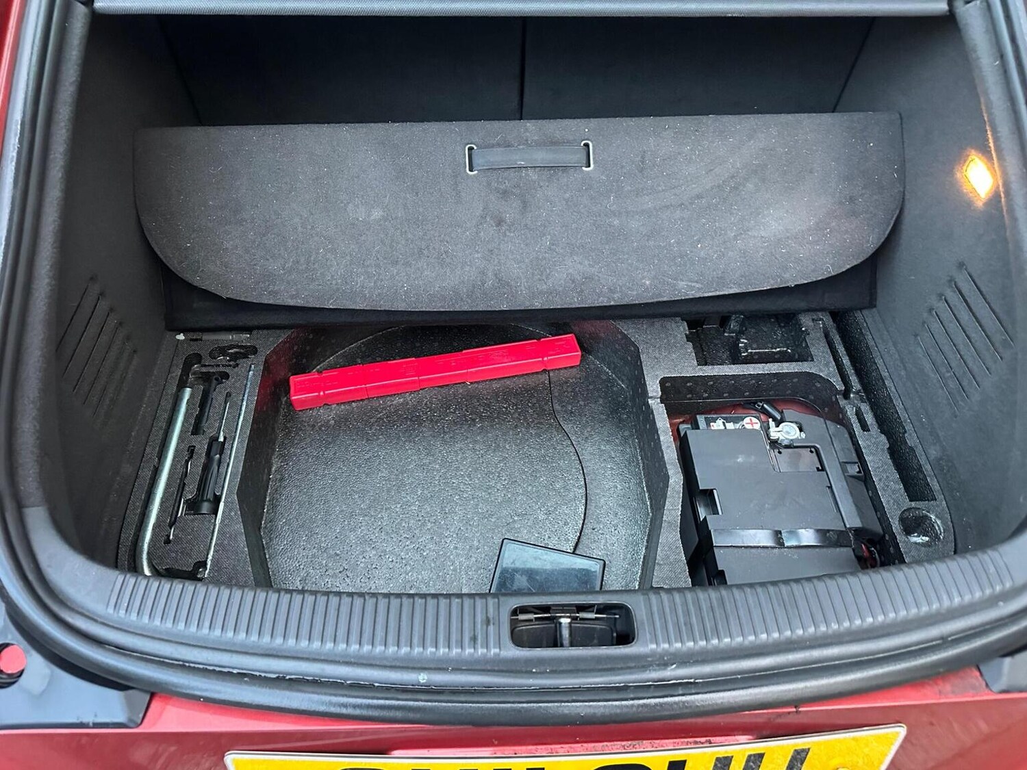 Used Audi TT 2011 for sale - 77363575: Photo 14