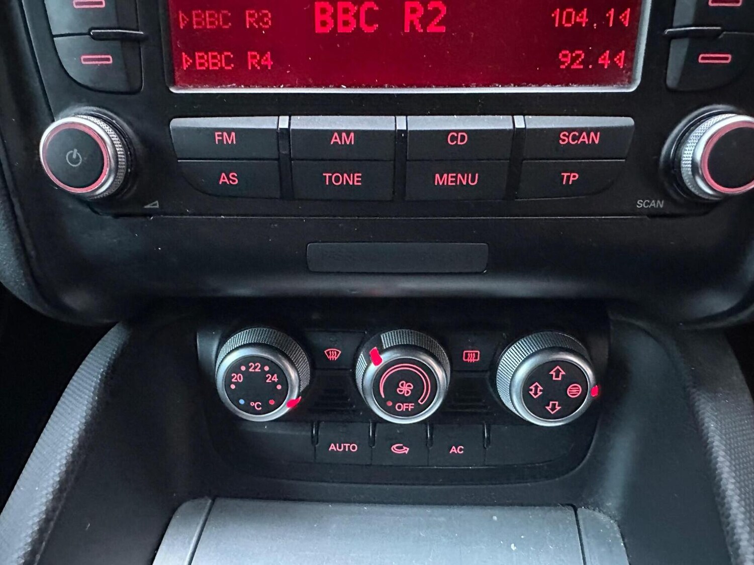 Used Audi TT 2011 for sale - 77363575: Photo 22