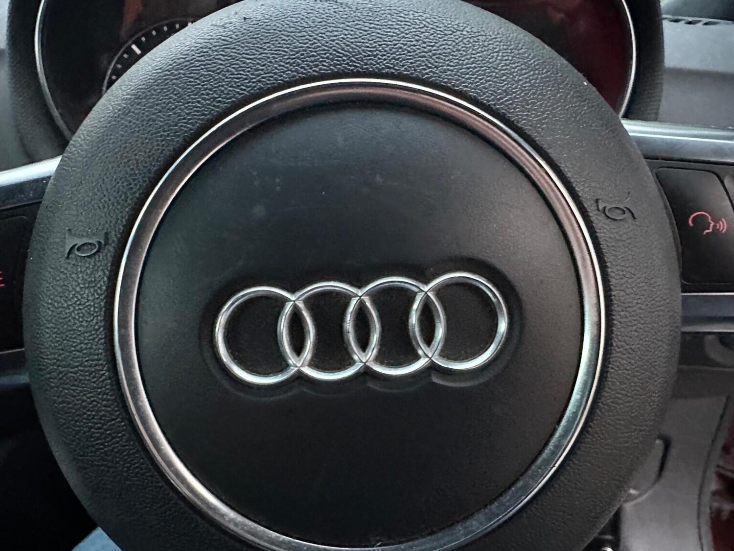 Used Audi TT 2011 for sale - 77363575: Photo 24