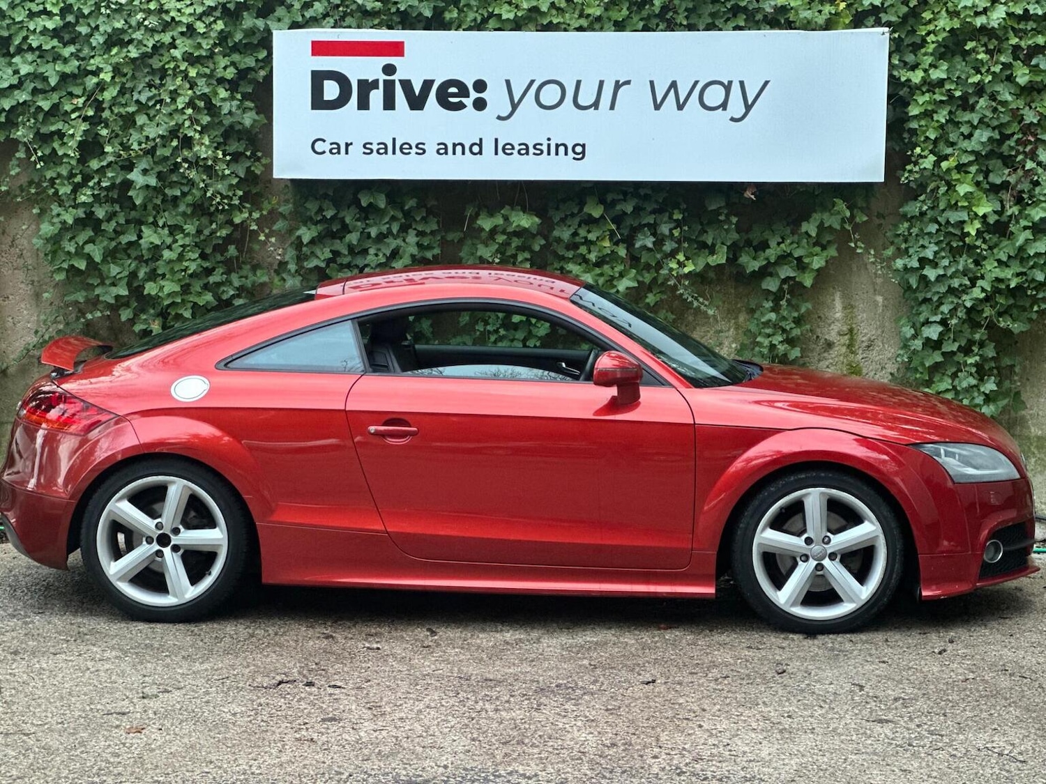 Used Audi TT 2011 for sale - 77363575: Photo 5