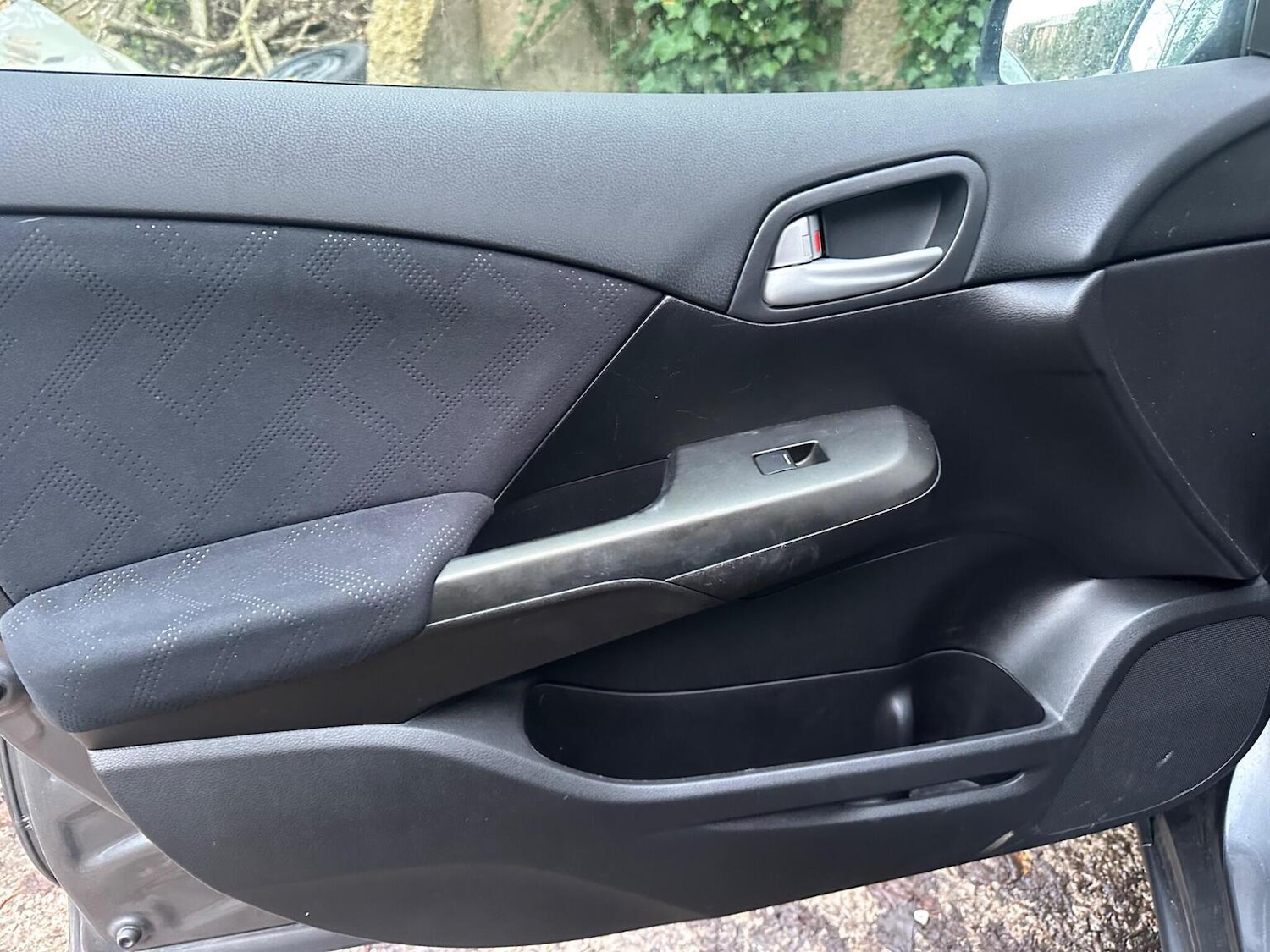 Used Honda Civic 2012 for sale - 76884942: Photo 32