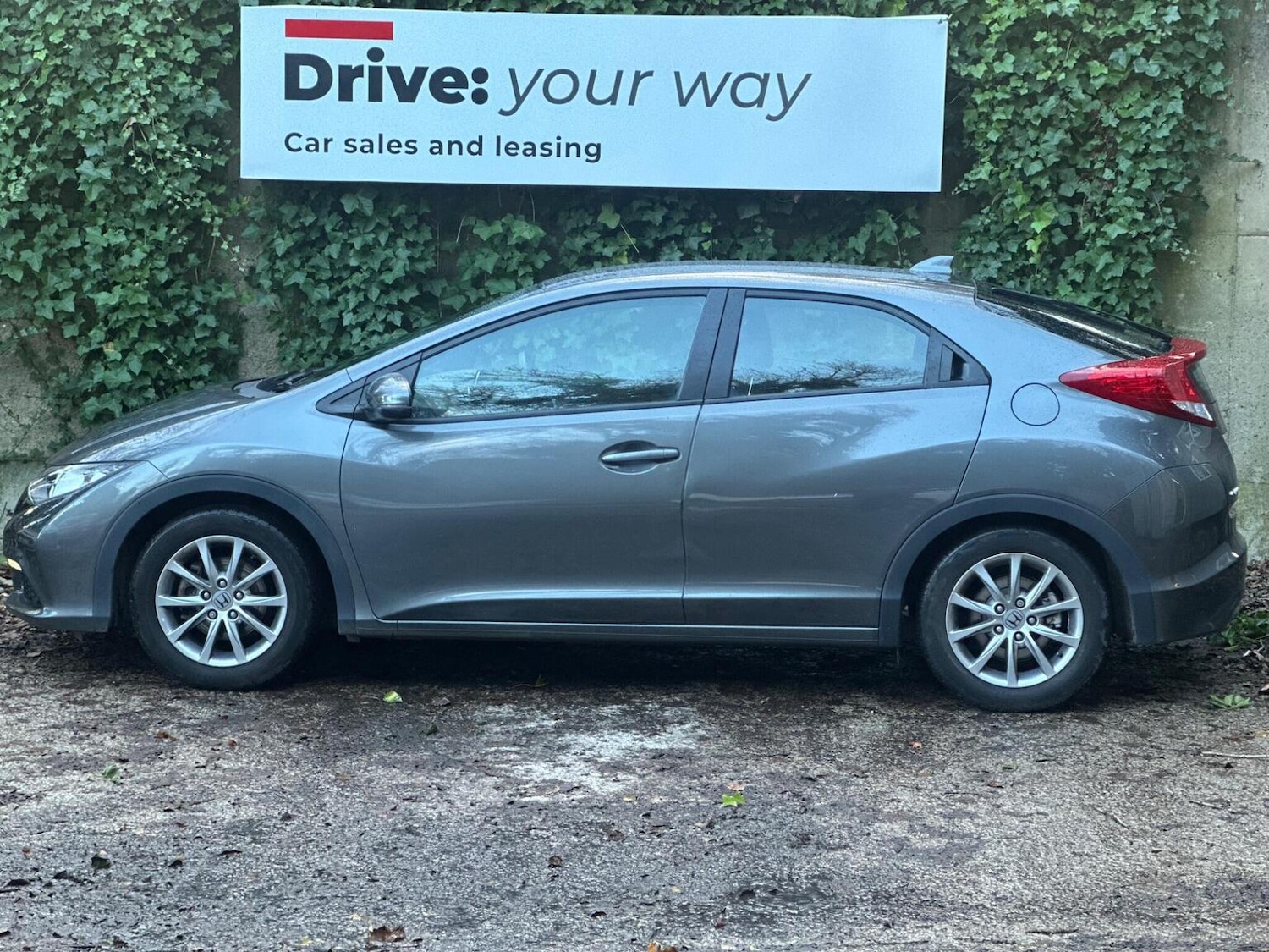 Used Honda Civic 2012 for sale - 76884942: Photo 4