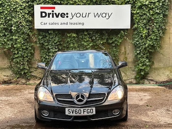 Used Mercedes-Benz SLK 2010 for sale - 76982746: Photo