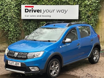 Used Dacia Sandero Stepway 2017 for sale - 77370608: Photo
