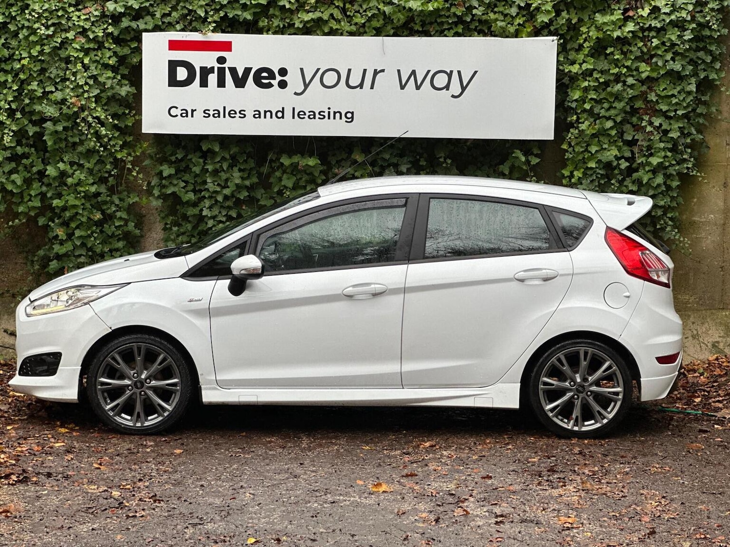 Used Ford Fiesta 2016 for sale - 77453245: Photo 4