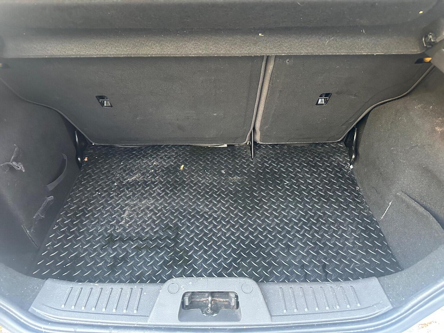 Used Ford Fiesta 2016 for sale - 77535873: Photo 19