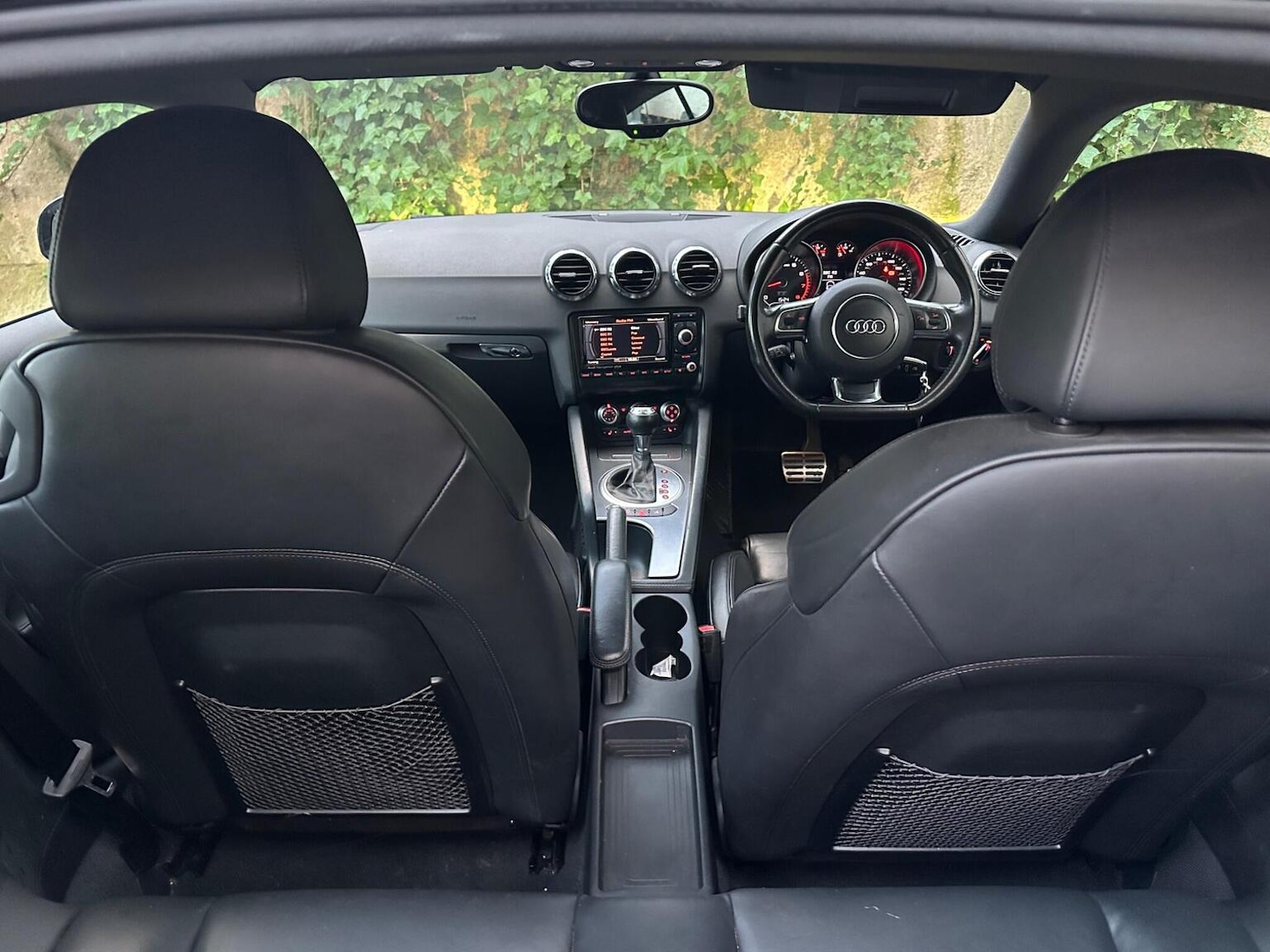 Used Audi TT 2010 for sale - 76982748: Photo 14