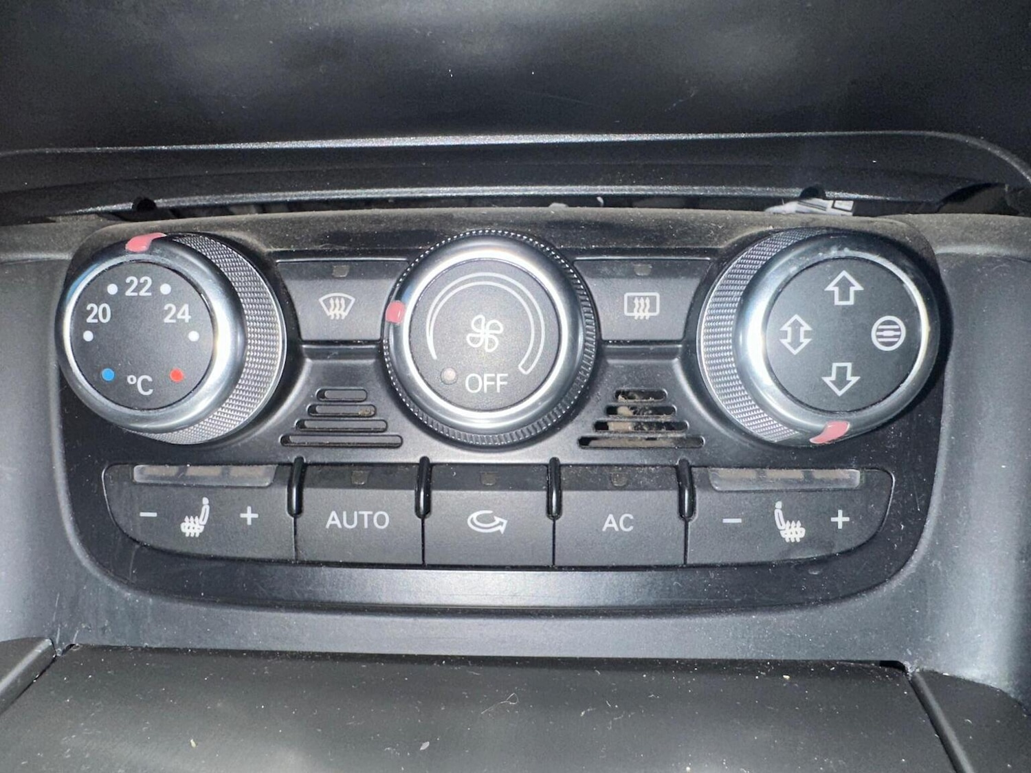 Used Audi TT 2010 for sale - 76982748: Photo 20