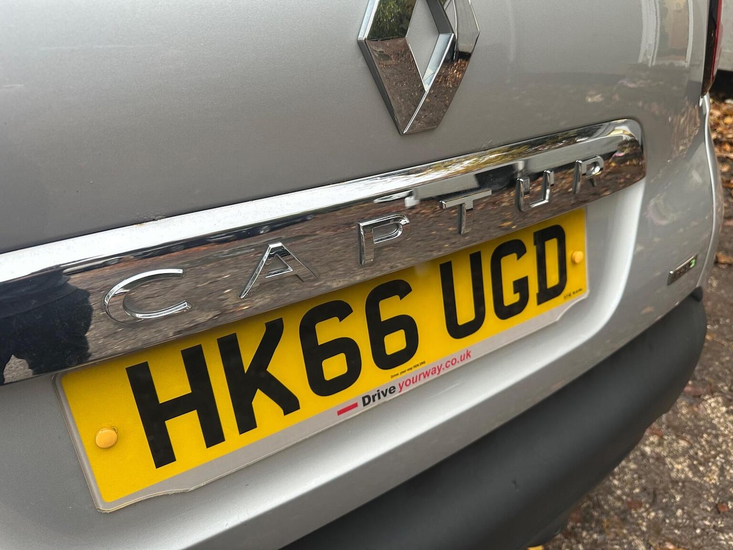 Used Renault Captur 2016 for sale - 76497524: Photo 10