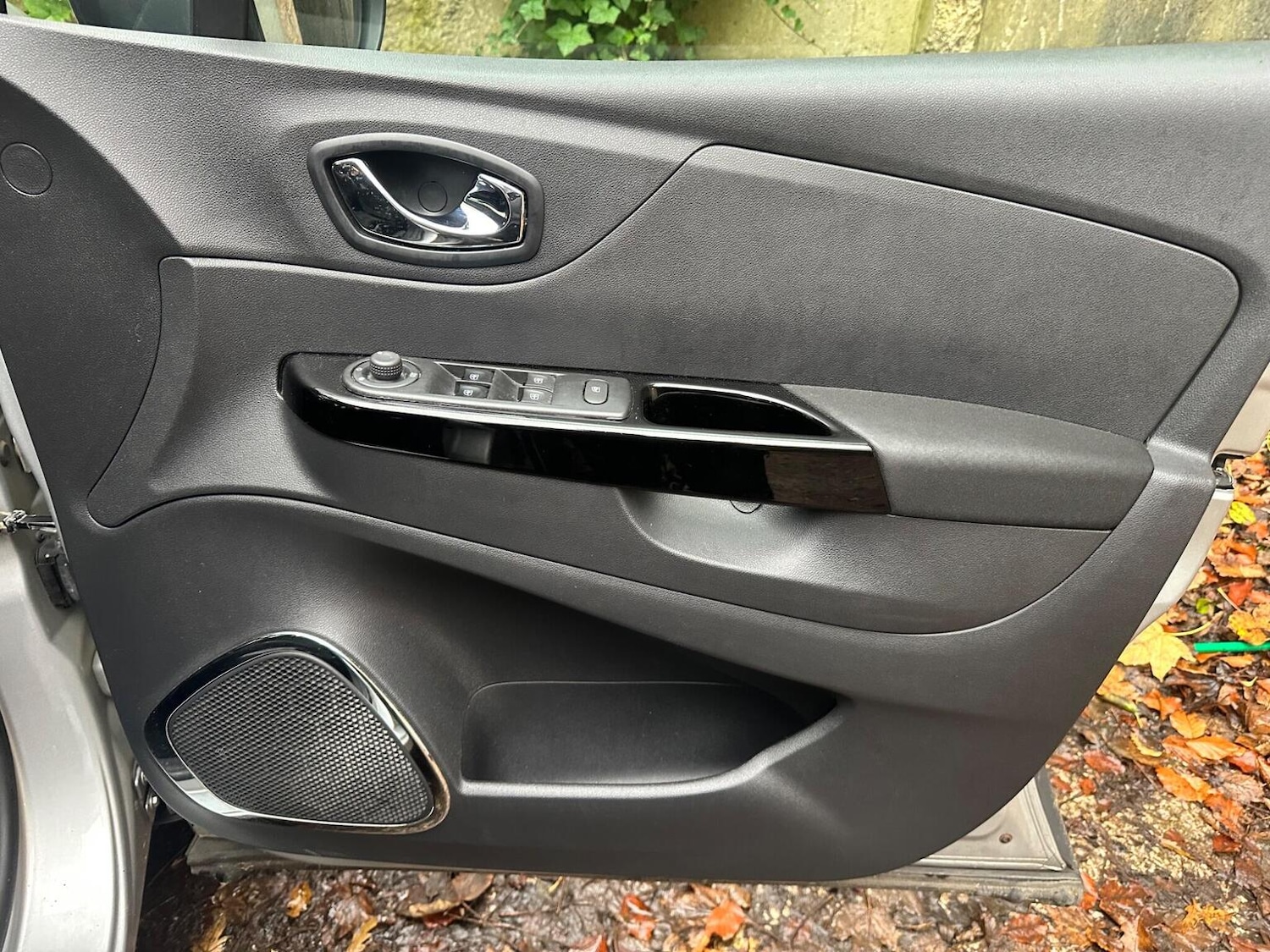 Used Renault Captur 2016 for sale - 76497524: Photo 15