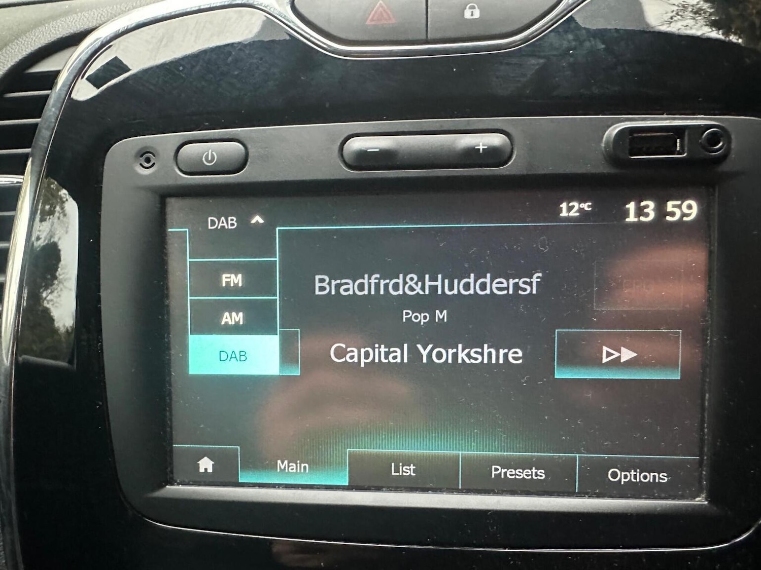 Used Renault Captur 2016 for sale - 76497524: Photo 20