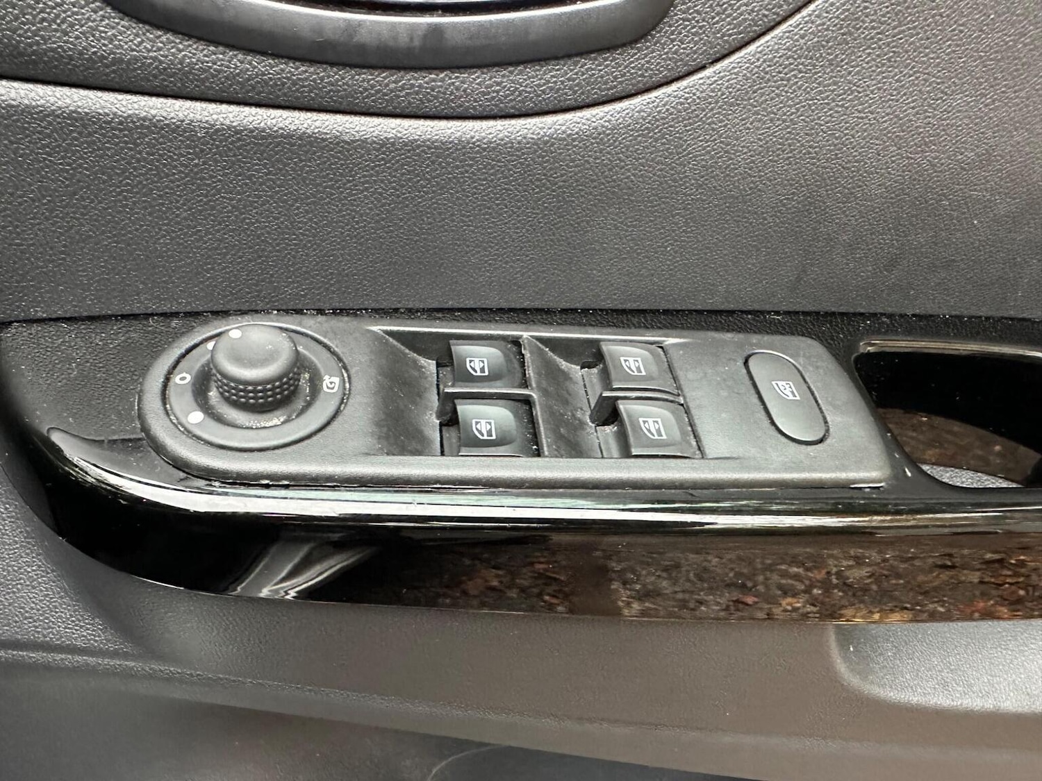 Used Renault Captur 2016 for sale - 76497524: Photo 34