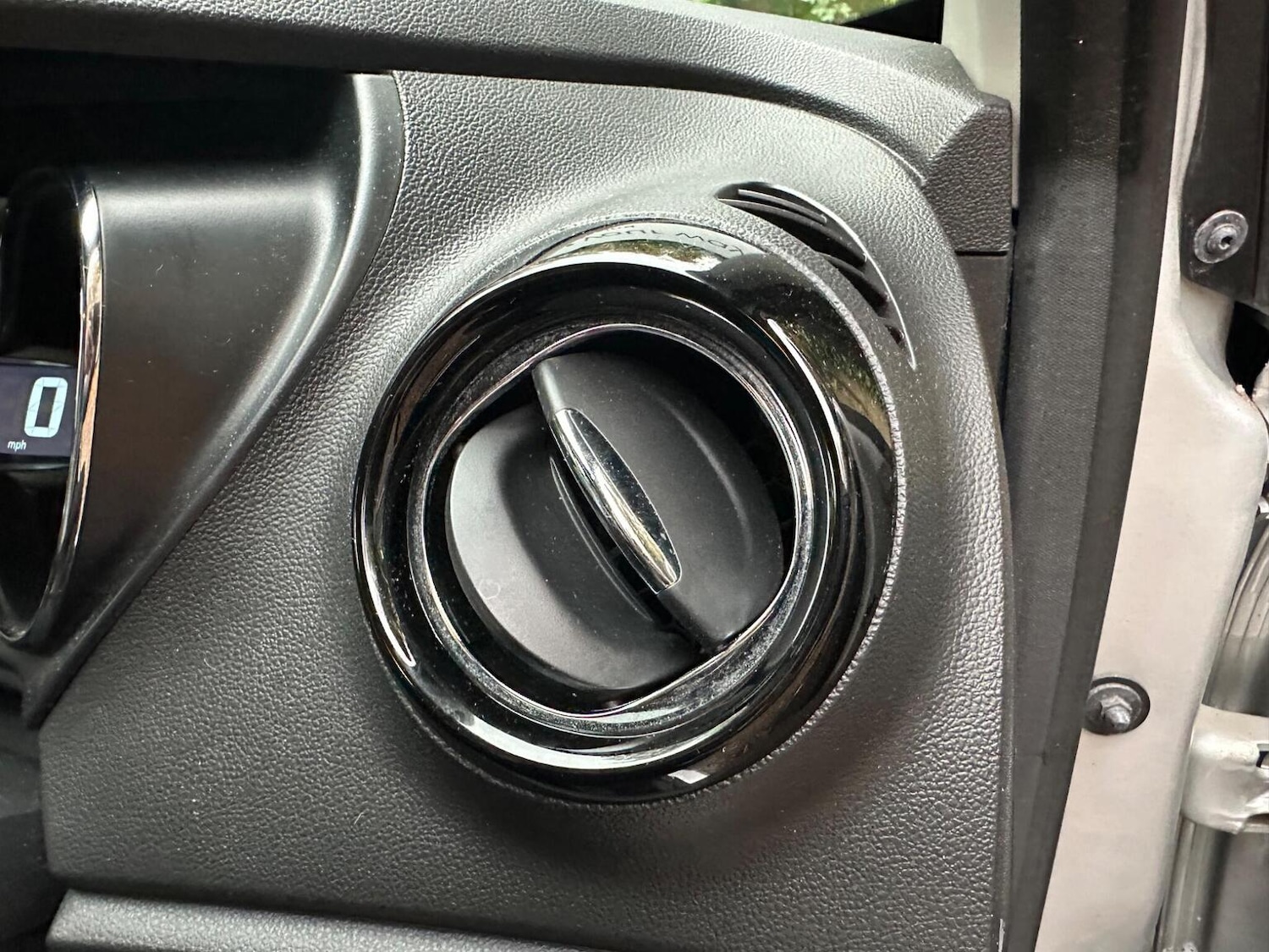 Used Renault Captur 2016 for sale - 76497524: Photo 36