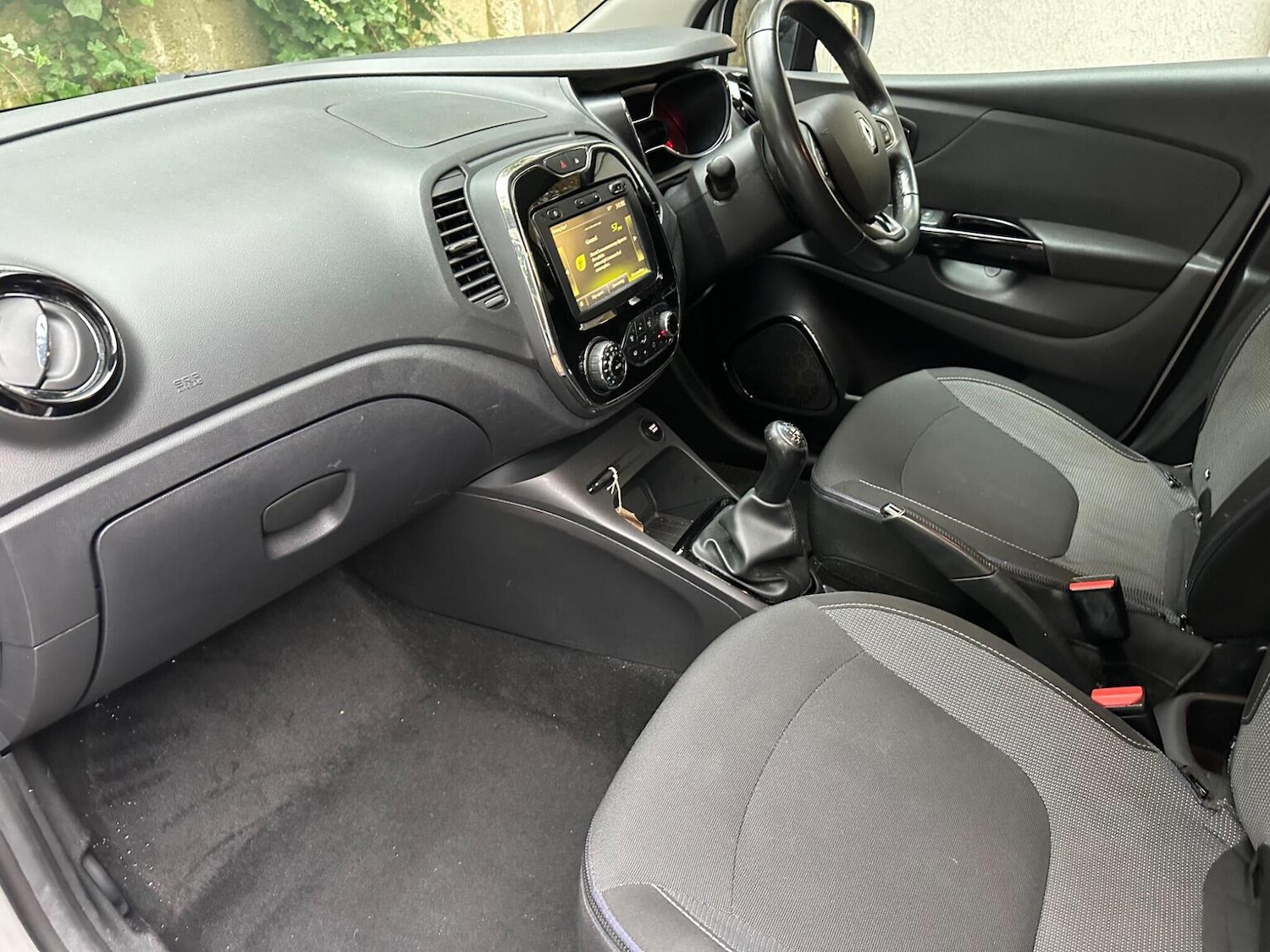 Used Renault Captur 2016 for sale - 76497524: Photo 45