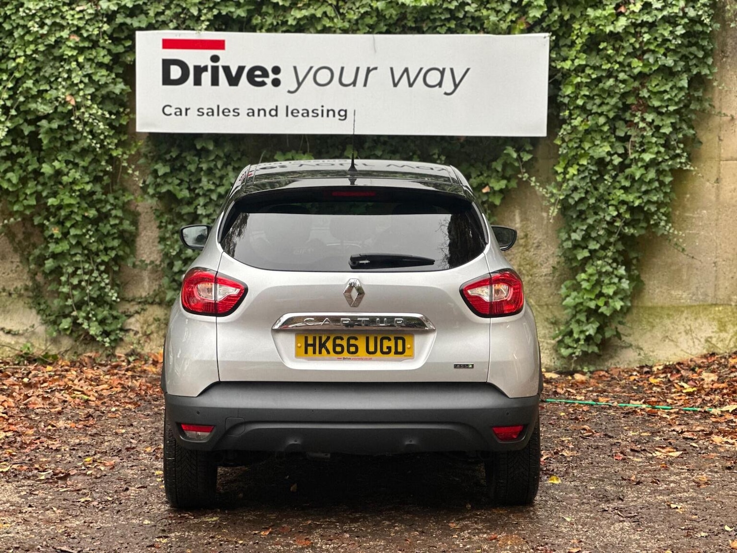 Used Renault Captur 2016 for sale - 76497524: Photo 8