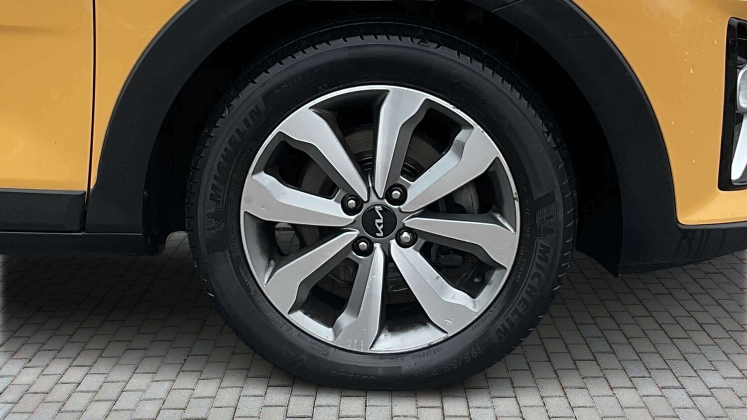 Used Kia Stonic 2024 for sale - 78090157: Photo 7