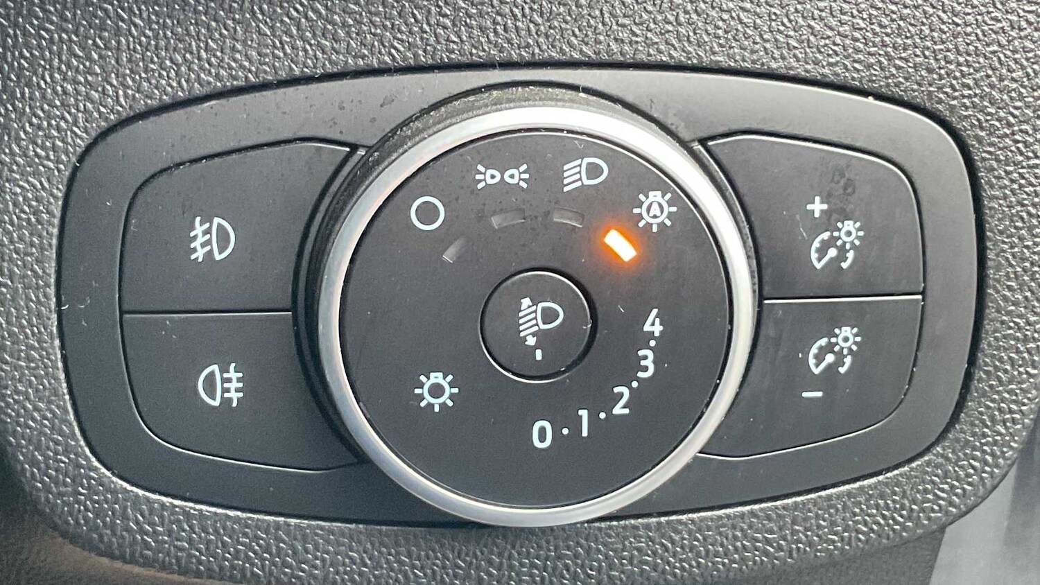 Used Ford Fiesta 2019 for sale - 77857583: Photo 12