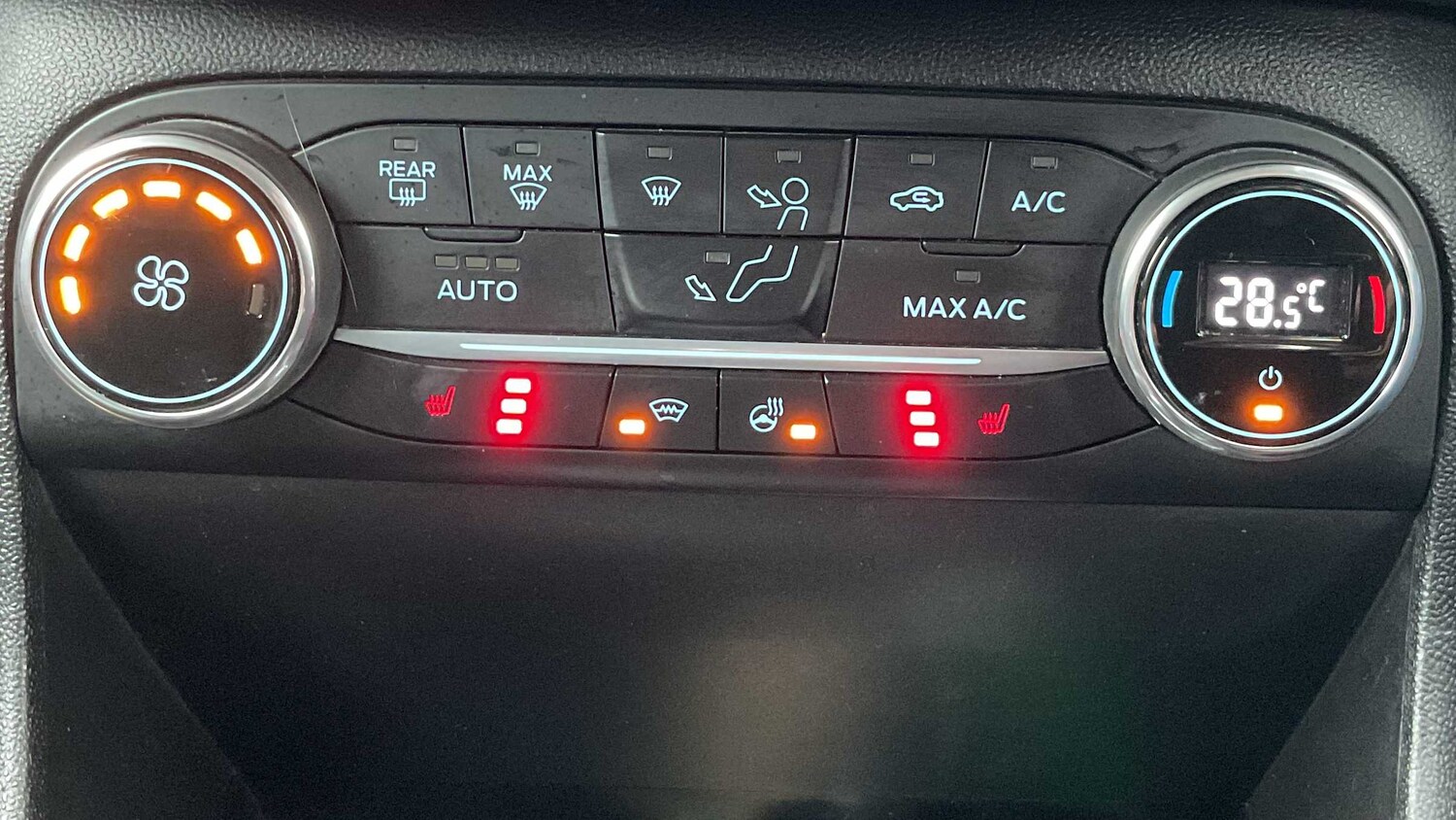 Used Ford Fiesta 2019 for sale - 77857583: Photo 25