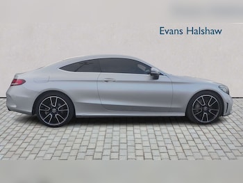 Used Mercedes-Benz C Class 2019 for sale - 77858743: Photo