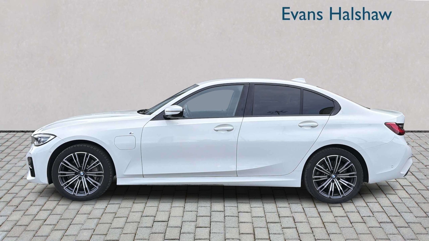 Used BMW 3 Series 2021 for sale - 77858442: Photo 4