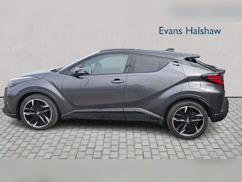 Used Toyota C-HR 2023 for sale - 79499664: Photo