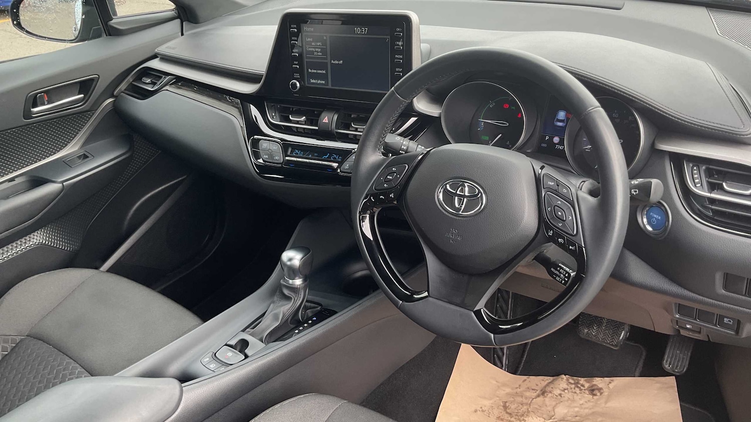 Used Toyota C-HR 2023 for sale - 78052382: Photo 10