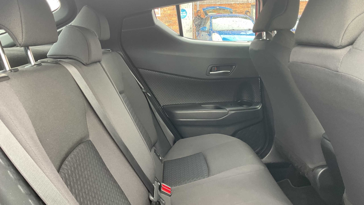 Used Toyota C-HR 2023 for sale - 78052382: Photo 11