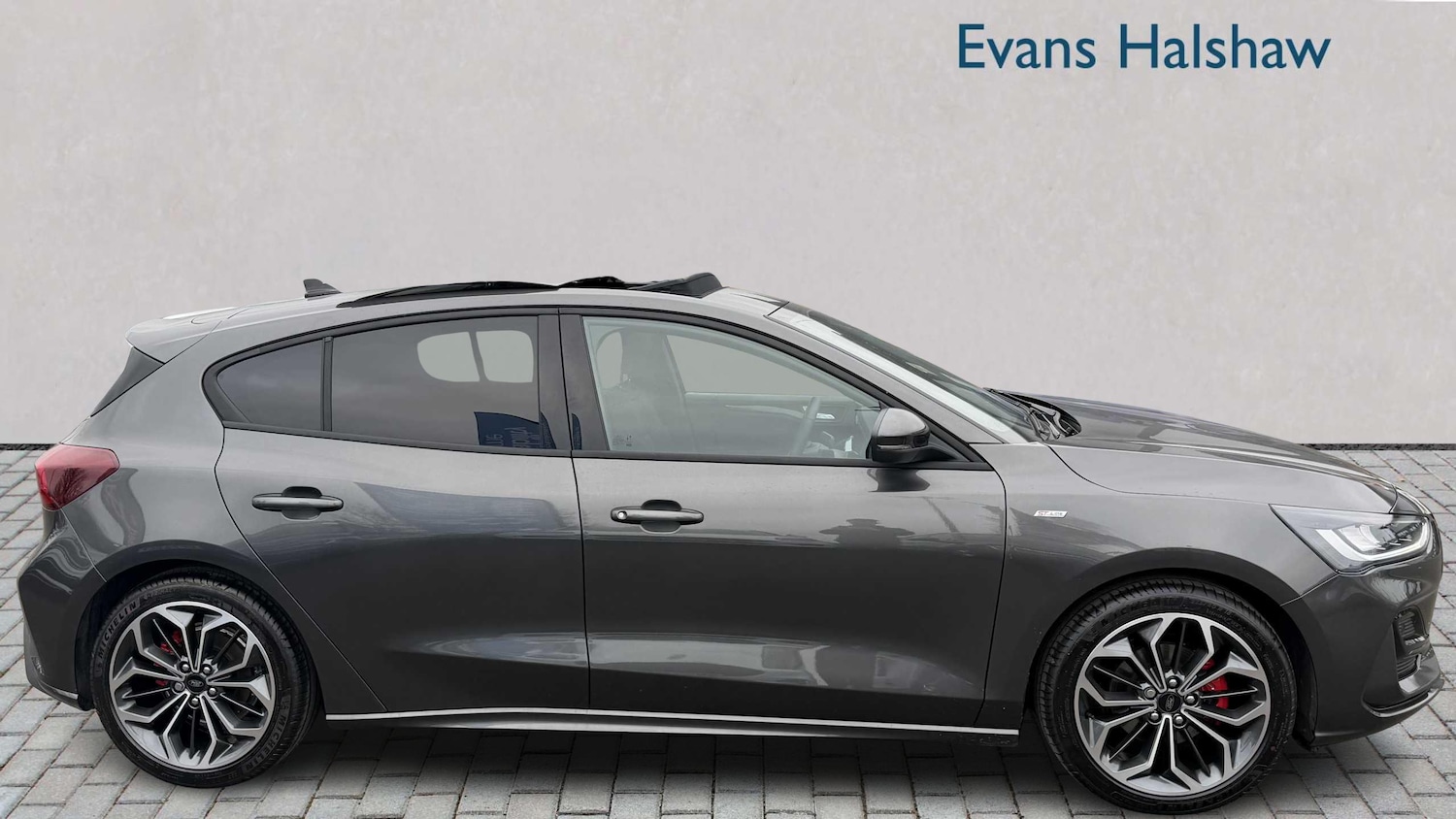 Used Ford Focus for sale - 77861690: Photo 2