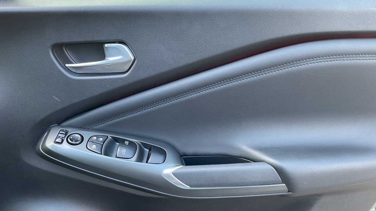 Used Nissan Juke for sale - 77859559: Photo 8