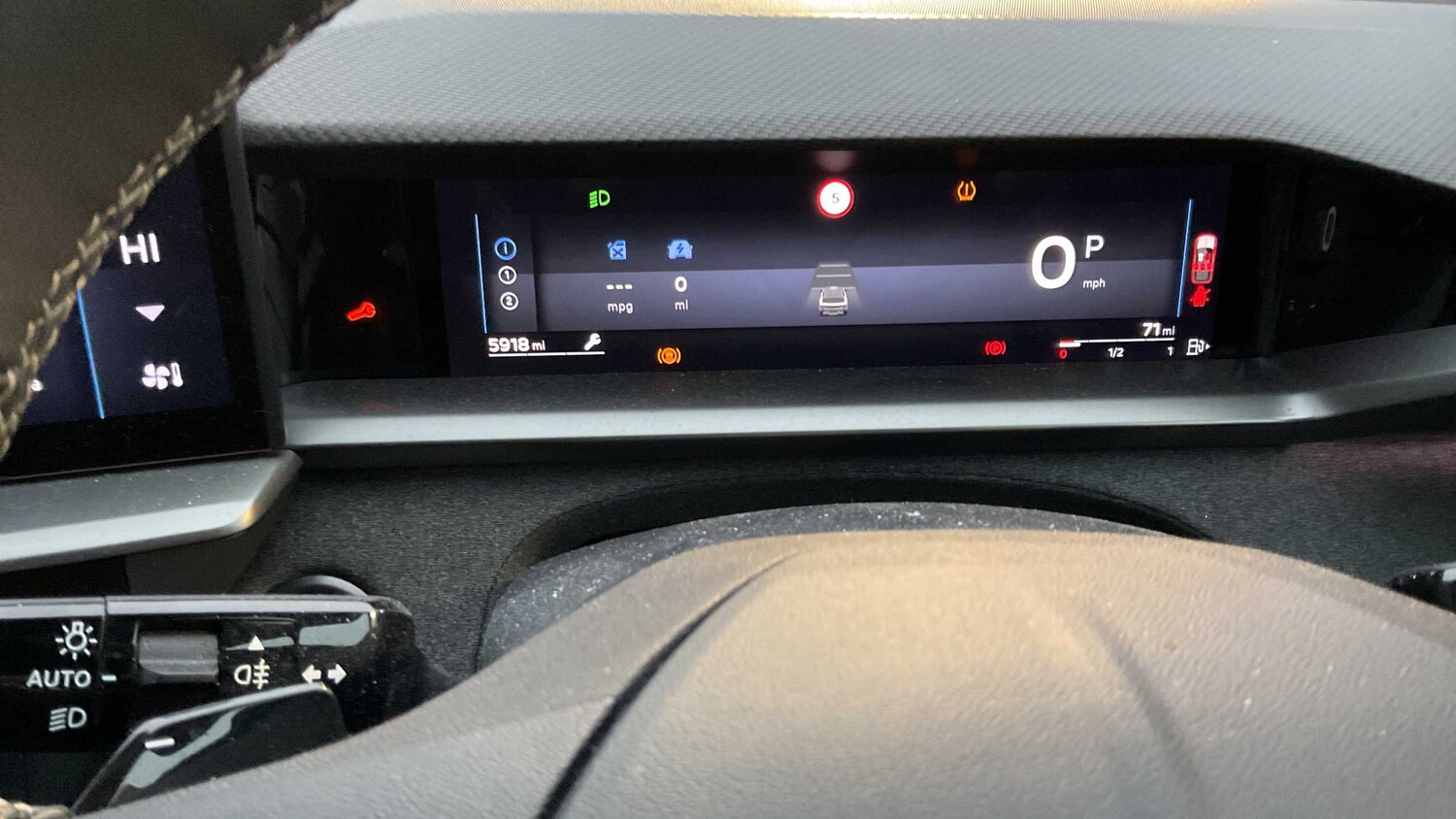 Used Vauxhall Grandland for sale - 77860519: Photo 10