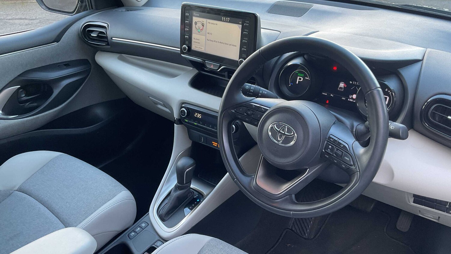 Used Toyota Yaris for sale - 77861102: Photo 11