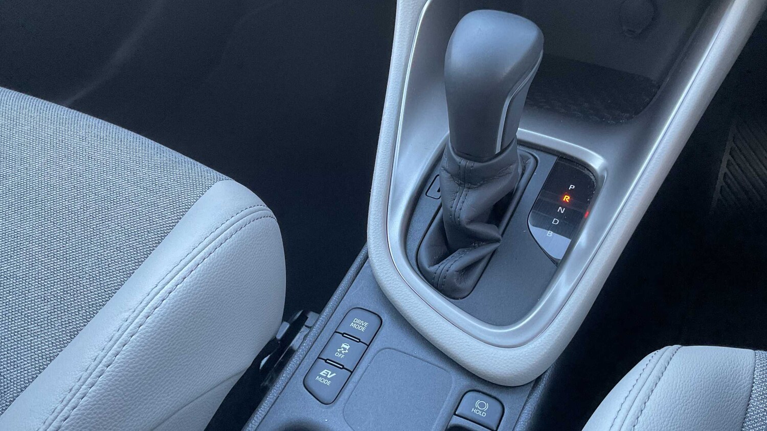 Used Toyota Yaris for sale - 77861102: Photo 23