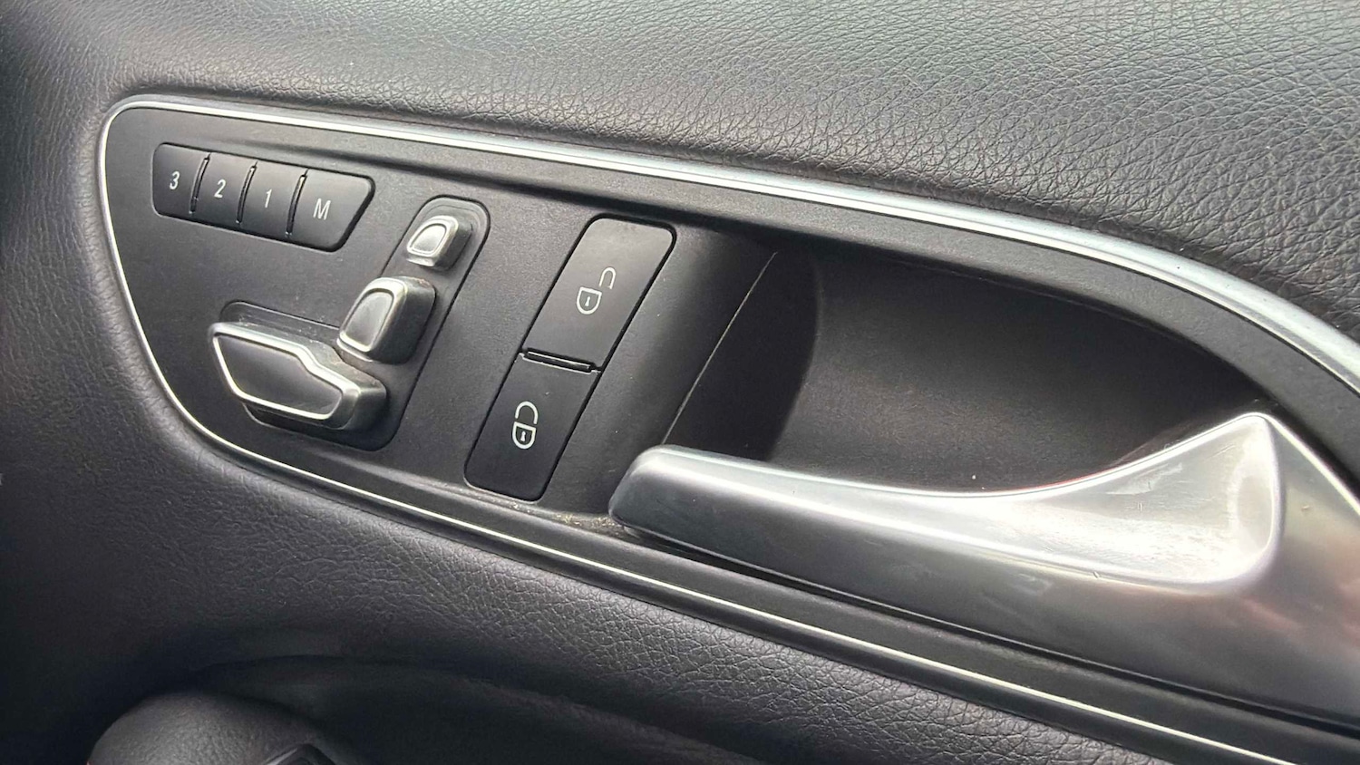 Used Mercedes-Benz B Class for sale - 77860878: Photo 19