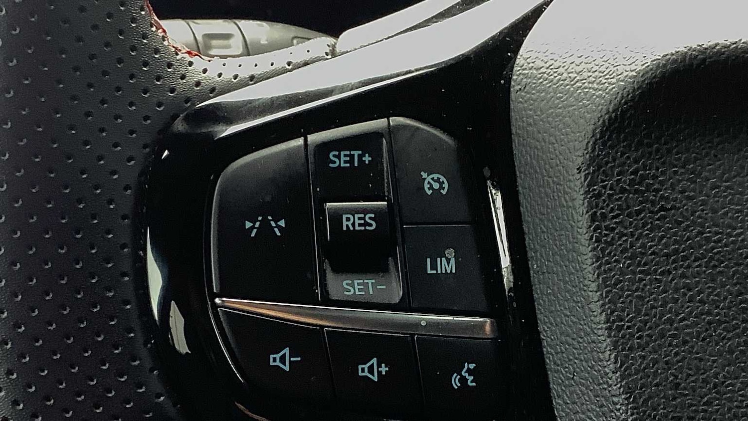 Used Ford Puma 2024 for sale - 77859394: Photo 27