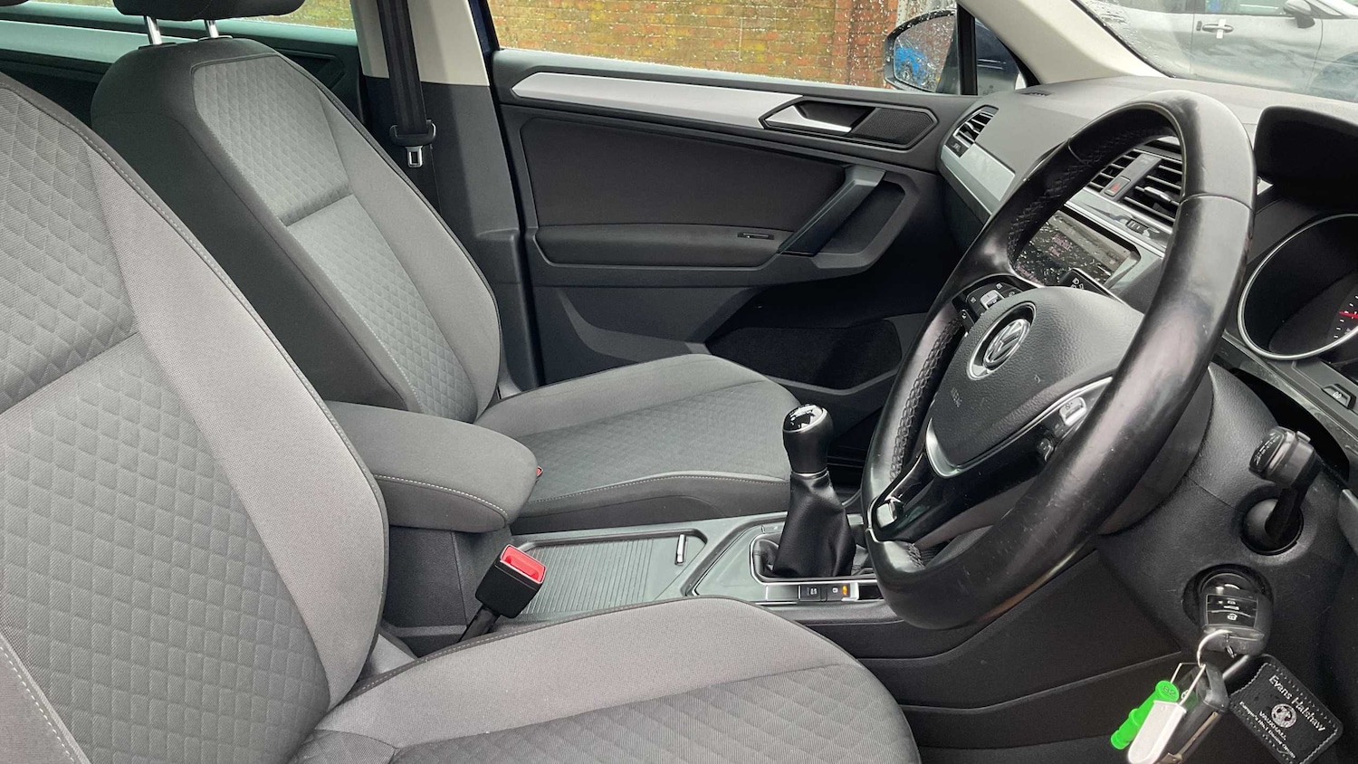 Used Volkswagen Tiguan for sale - 77857985: Photo 12