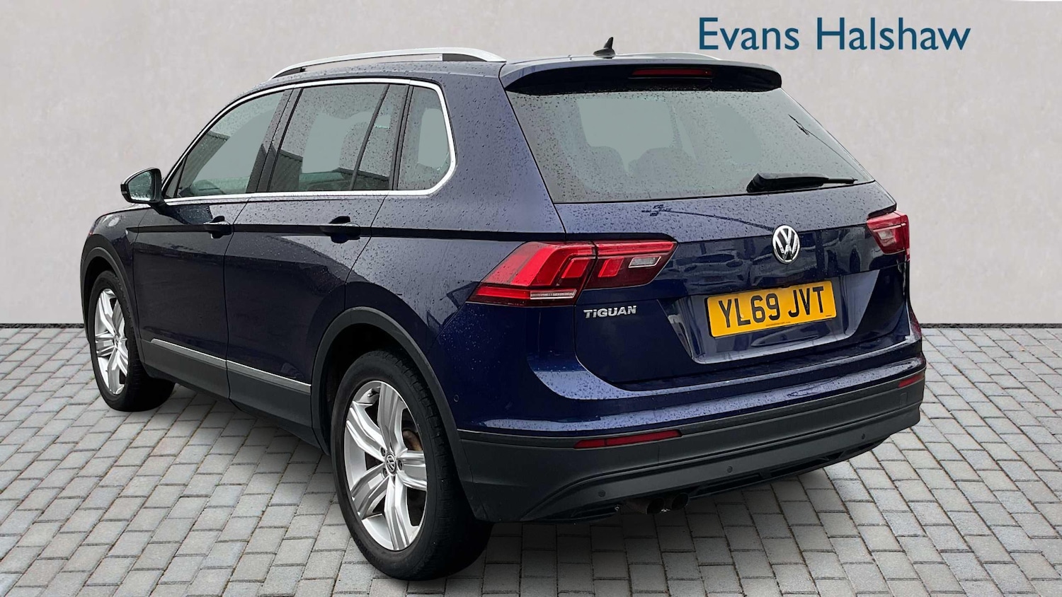 Used Volkswagen Tiguan for sale - 77857985: Photo 3