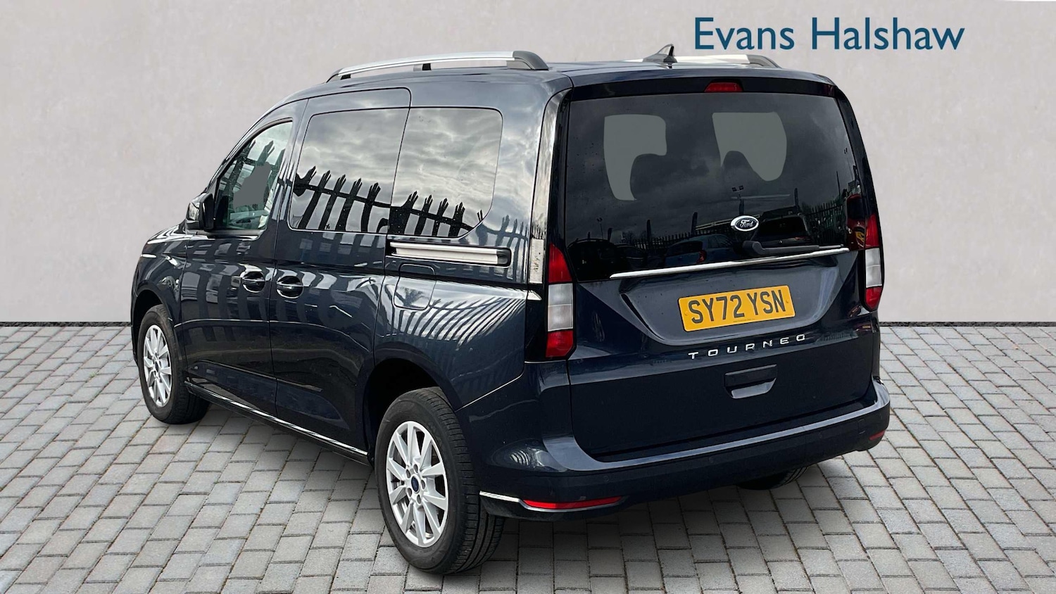 Used Ford Tourneo Connect 2022 for sale - 77960856: Photo 3